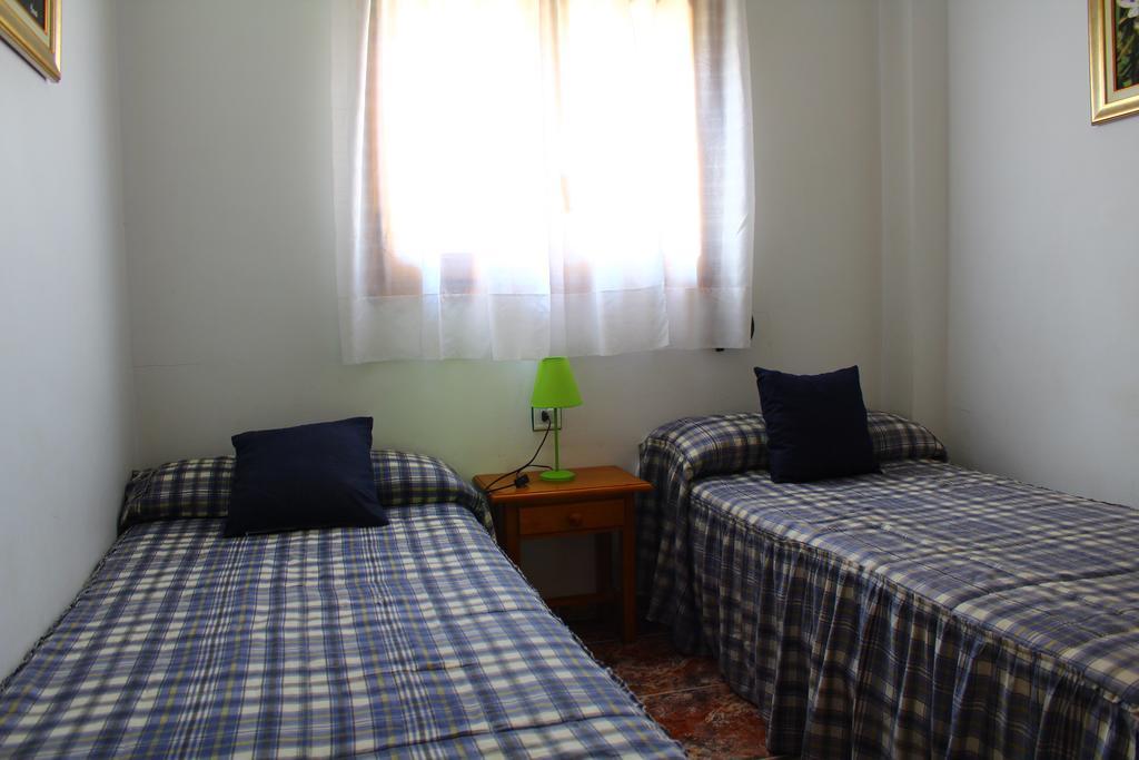 Residencial Los Robles Arroyo Frio Ruang foto